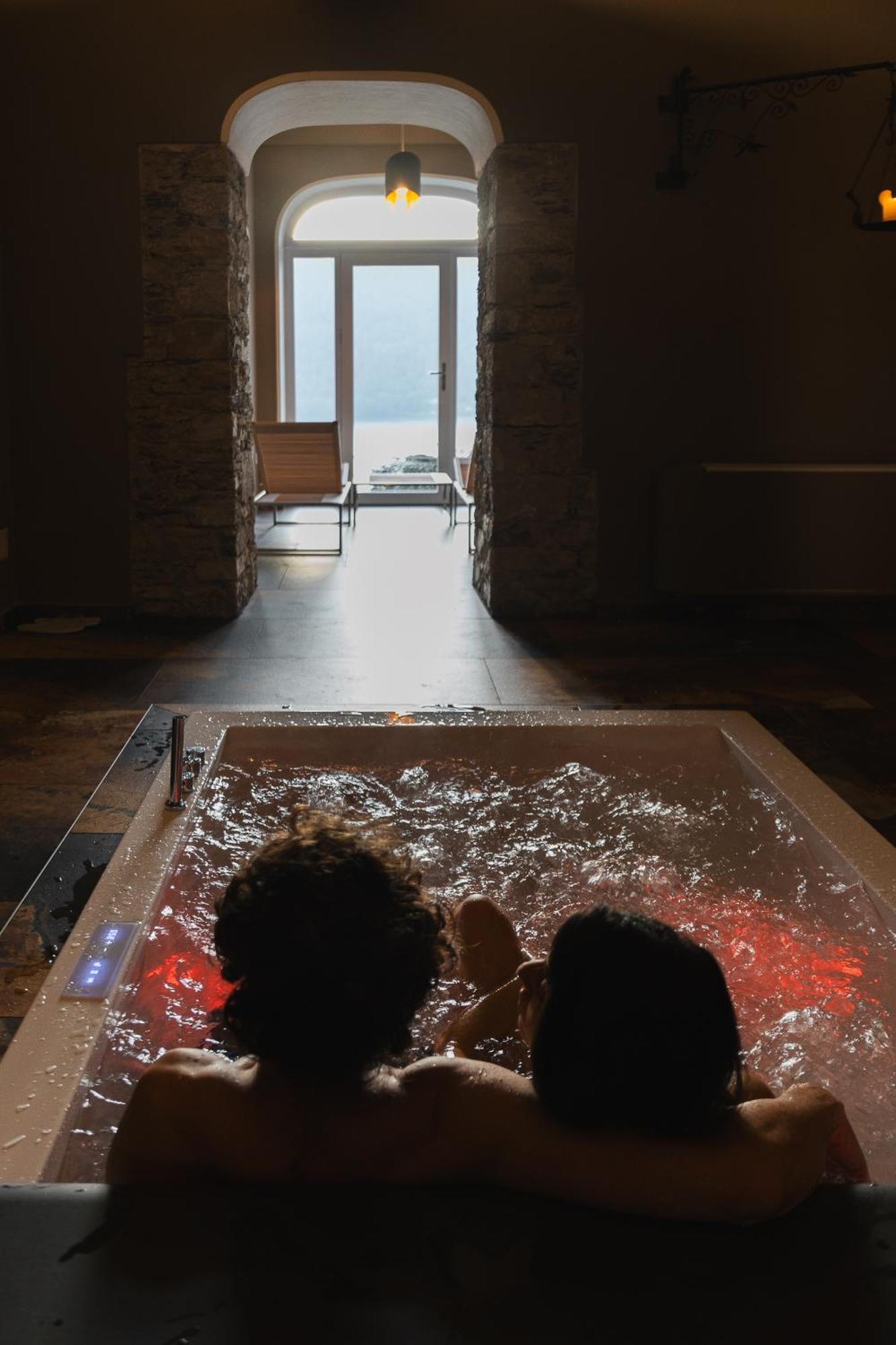 Villa Antica Colonia Spa & Wellness (Adults Only) เปตเตนาสโก ภายนอก รูปภาพ